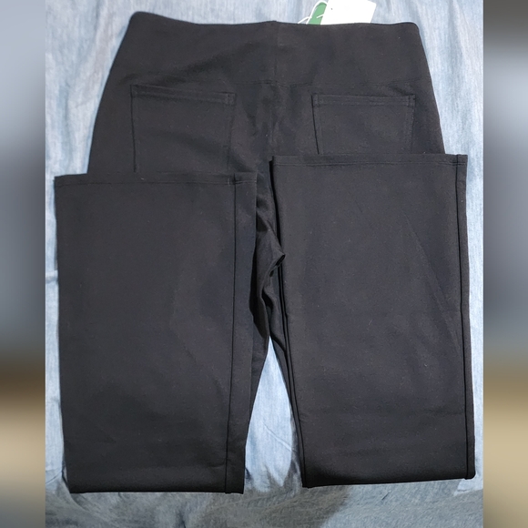 HALARA Black Leggings - Picture 4 of 9